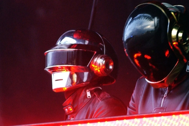 Thomas Bangalter lý giải lý do thực sự dẫn đến việc Daft Punk tan rã