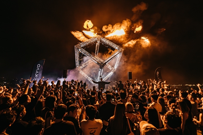 Bangkok: KYVO 004 Phoenix Songkran Fire & Water Festival