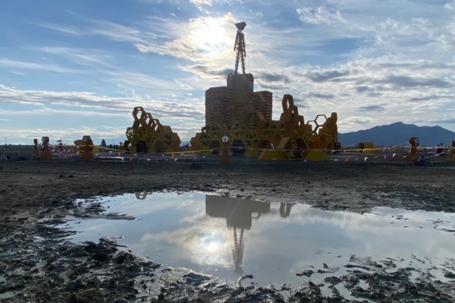 Lũ lụt tại Burning Man khiến nhiều người bị mắc kẹt