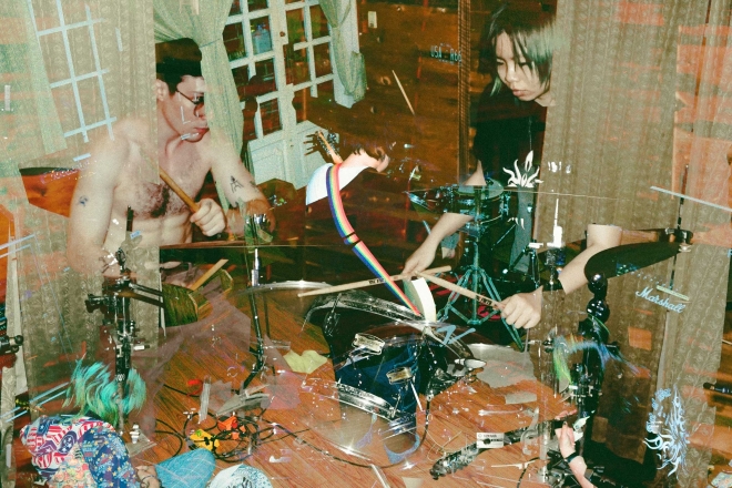 Rắn Cạp Đuôi demonstrate their experimental sonic prowess in new ‘*1’ album