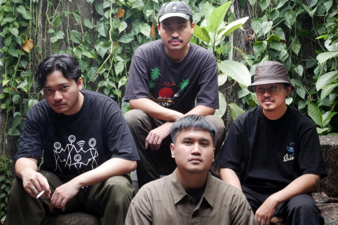 Abadi Records unleash mystical Indonesian beats & chants in 'GUNAGUNA'