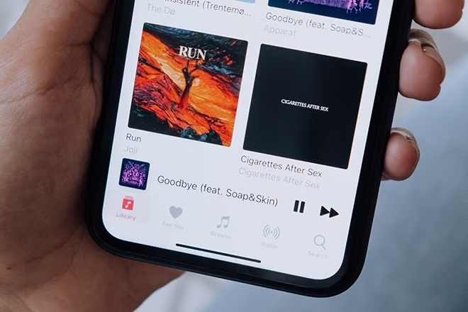 Apple Music to introduce tag for AI-generated tracks