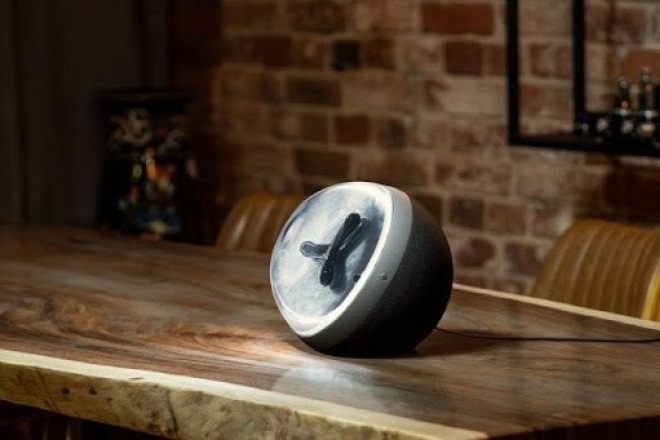 Speaker allows users to watch “black goo” dance with music
