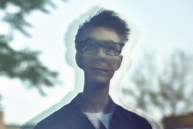 Listen to a back-to-back mix from Ben UFO and Four Tet