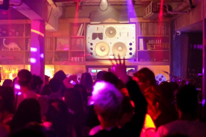 Singapore: Darker Than Wax presents DTW15