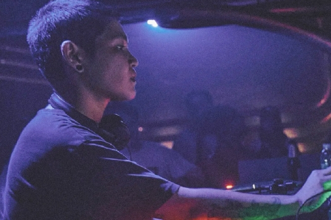 Bangkok: Bar Temp. presents Lazberry