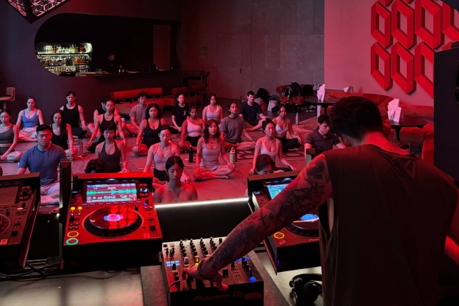 Singapore: iLight, Wild Pearl & Beam present Submersion