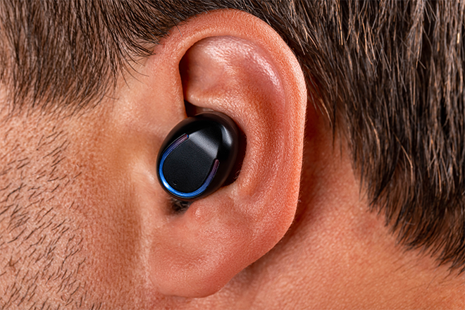 New headphone technology features "micro-speakers" made entirely from silicon