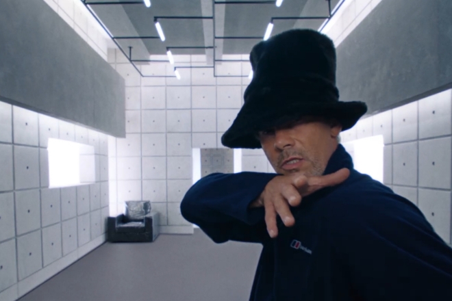 Jamiroquai’s Jay Kay recreates ‘Virtual Insanity’ music video on 30th anniversary