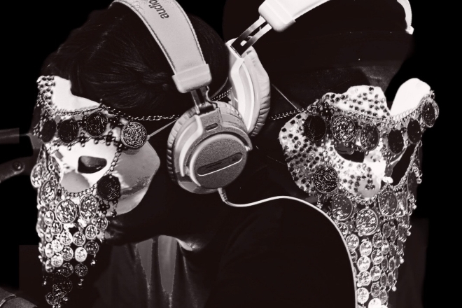 Manchineel push their live-driven techno forward on ‘Kugelblitz’ EP