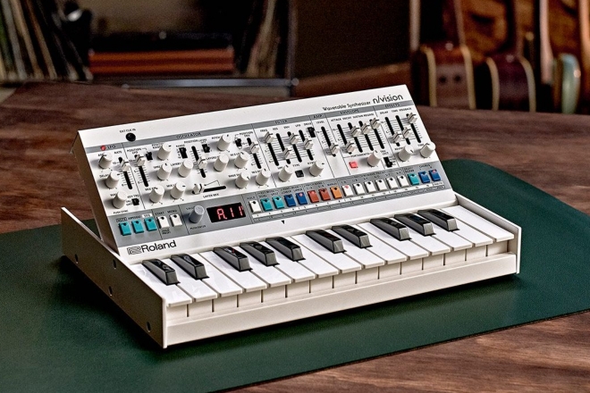 Roland Boutique releases new wavetable synthesizer, n/vision