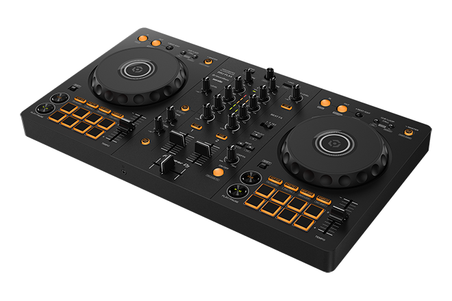 Pioneer DJ ra mắt bộ điều khiển mới cho DJ trình độ sơ cấp