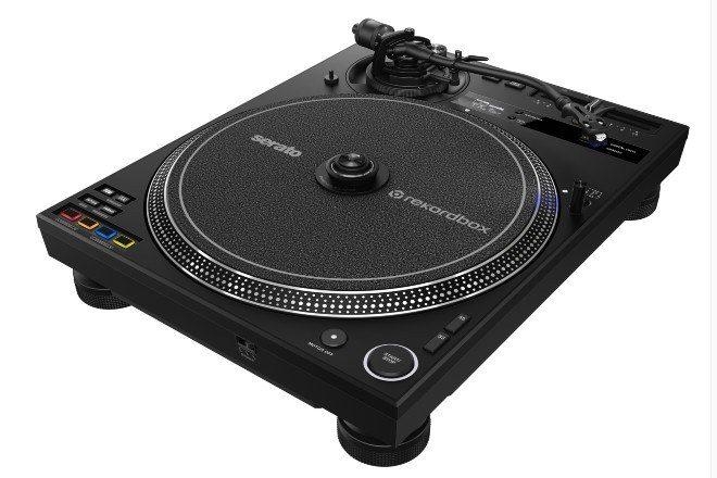Pioneer DJ ra mắt bàn xoay kĩ thuật số analog PLX-CRSS12