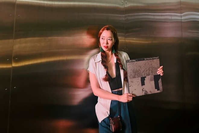 Hanoi: Unmute presents Red Pig Flower