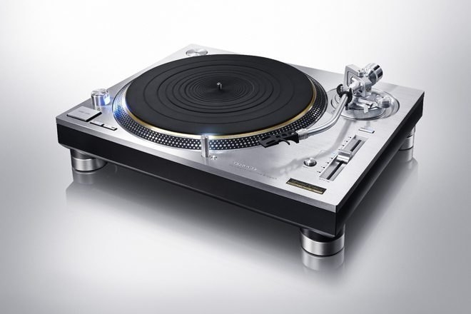 Technics' first batch of SL1200 turntables sells out in half an hour