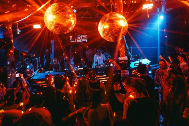 3,5 hours of deep grooves from Theo Parrish at The Mixmag Lab Bali