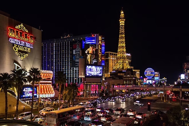21-year-olds can now go clubbing in Vegas for free, city officials reveal
