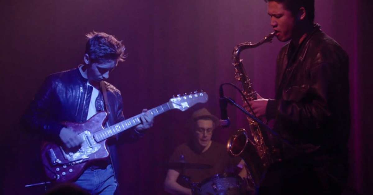 Twin-Peaks-Alex.jpg